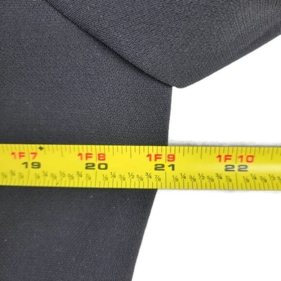 Le Suit Blazer Size 14P Black Long Sleeve Faux Leather Collar Trim Bracelet Cuff - Picture 8 of 10